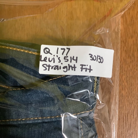 Levi’s 514 Straight Fit Jeans Sz 30W 30L Dark Blue Wash - Picture 7 of 7
